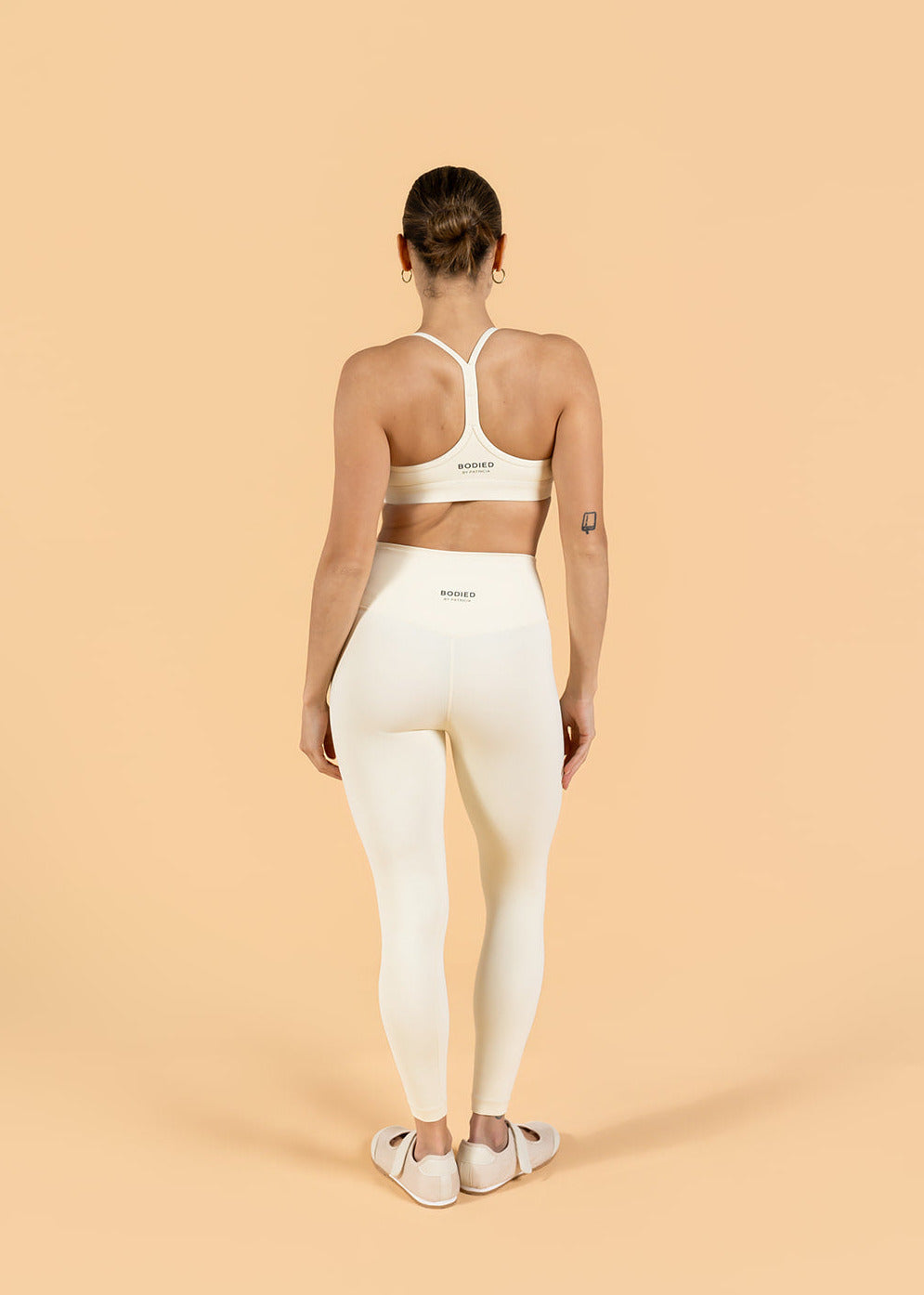 THE NIA BRA