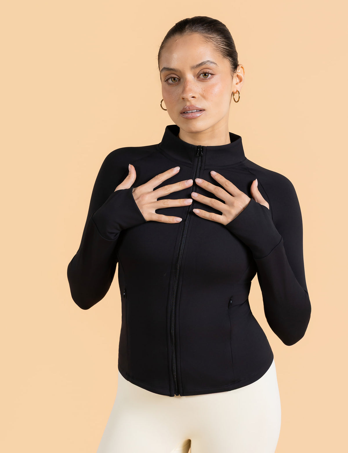THE SIGNATURE ZIP JACKET